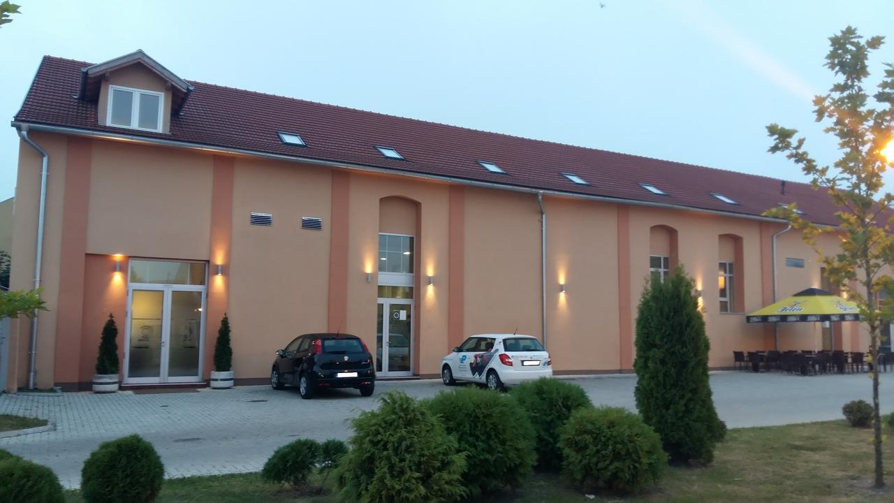 Stari Mlin Vrsac Exterior photo